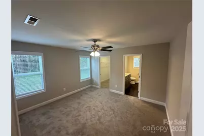 002 Washington Street, Wadesboro, NC 28170 - Photo 9