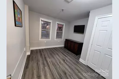 638 E 10th Street, Charlotte, NC 28202 - Photo 21