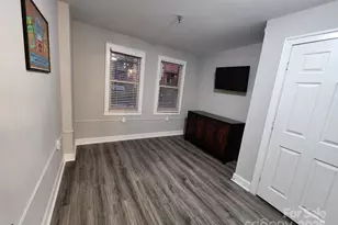 638 E 10th St, Charlotte, NC 28202 - Photo 21