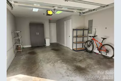 638 E 10th Street, Charlotte, NC 28202 - Photo 25