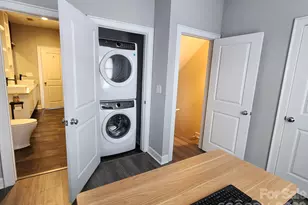 638 E 10th St, Charlotte, NC 28202 - Photo 15