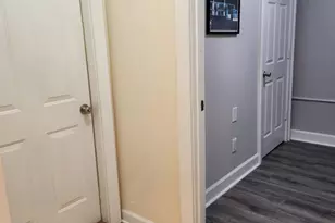 638 E 10th St, Charlotte, NC 28202 - Photo 23