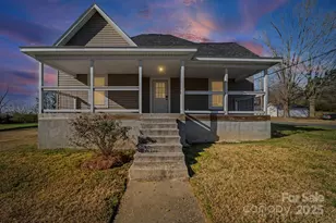 823 Hill St, Albemarle, NC 28001 - Photo 1