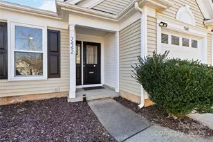 7442 Stone Mountain Ct, Charlotte, NC 28262 - Photo 3
