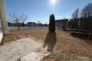 3401 Pikes Peak Dr, Gastonia, NC 28052 - Photo 19