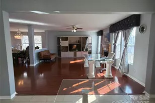 3401 Pikes Peak Dr, Gastonia, NC 28052 - Photo 7