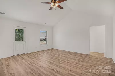 224 Meadow Oaks Drive, Statesville, NC 28625 - Photo 13