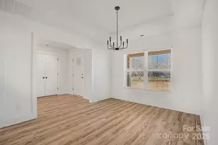 224 Meadow Oaks Dr, Statesville, NC 28625 - Photo 9