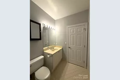 127 N Tryon Street #608, Charlotte, NC 28202 - Photo 11