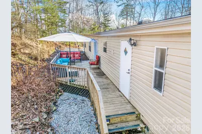 140 Crows Nest Road, Hendersonville, NC 28791 - Photo 27