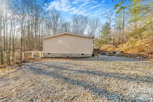 140 Crows Nest Rd, Hendersonville, NC 28791 - Photo 29