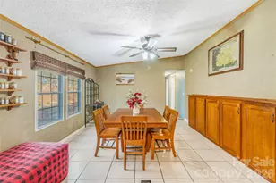 140 Crows Nest Rd, Hendersonville, NC 28791 - Photo 7