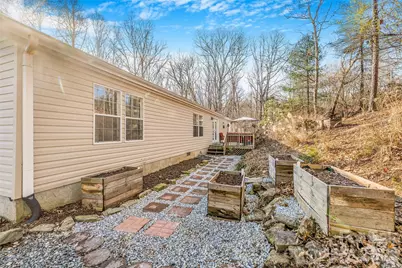 140 Crows Nest Road, Hendersonville, NC 28791 - Photo 33