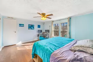 140 Crows Nest Rd, Hendersonville, NC 28791 - Photo 19