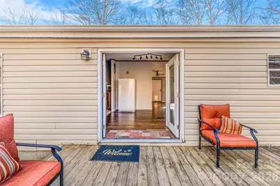 140 Crows Nest Road, Hendersonville, NC 28791 - Photo 3