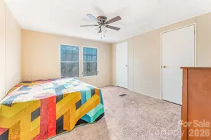 140 Crows Nest Rd, Hendersonville, NC 28791 - Photo 21