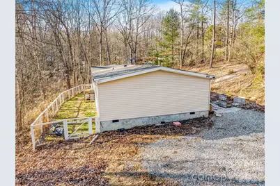 140 Crows Nest Road, Hendersonville, NC 28791 - Photo 35