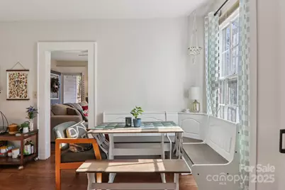 136 Half Circle Lane, Hendersonville, NC 28791 - Photo 11