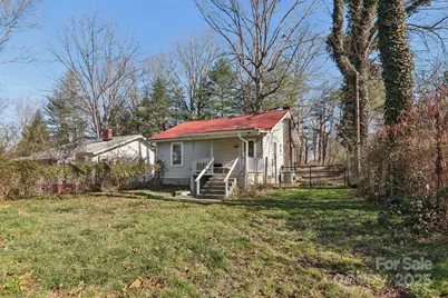 136 Half Circle Lane, Hendersonville, NC 28791 - Photo 27
