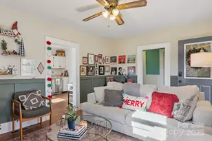 136 Half Cir Ln, Hendersonville, NC 28791 - Photo 9