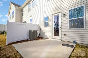 11122 Chalkbark Ln, Charlotte, NC 28262 - Photo 31