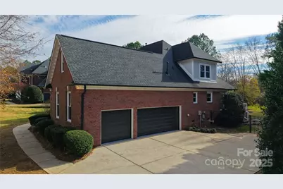5125 Belicourt Drive, Charlotte, NC 28277 - Photo 37