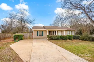 5609 Linville Dr, Hickory, NC 28602 - Photo 5