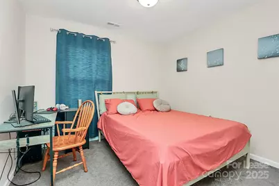 409 Kickapoo Avenue, Gastonia, NC 28056 - Photo 25