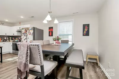 409 Kickapoo Avenue, Gastonia, NC 28056 - Photo 11