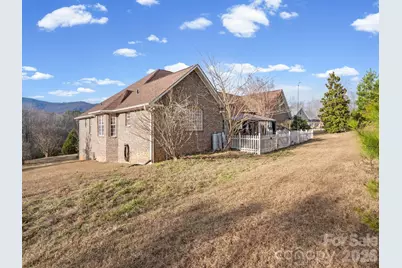 92 Rodaeo Drive, Columbus, NC 28722 - Photo 3