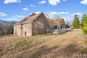 92 Rodaeo Dr, Columbus, NC 28722 - Photo 3