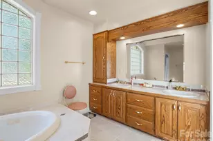 92 Rodaeo Dr, Columbus, NC 28722 - Photo 11