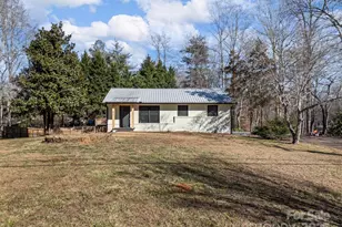 815 Peniel Rd, Columbus, NC 28722 - Photo 25