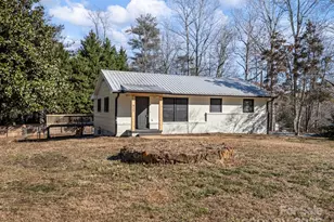 815 Peniel Rd, Columbus, NC 28722 - Photo 21