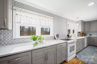 7670 Nc Hwy 73 Highway E, Mount Pleasant, NC 28124 - Photo 15