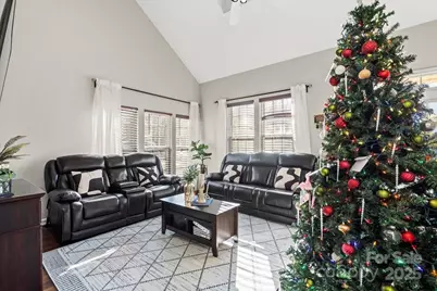 4633 Brandie Glen Road, Charlotte, NC 28269 - Photo 5