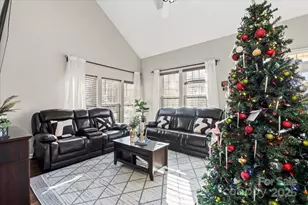 4633 Brandie Glen Rd, Charlotte, NC 28269 - Photo 5