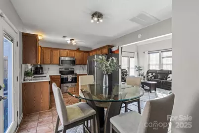 4633 Brandie Glen Road, Charlotte, NC 28269 - Photo 9