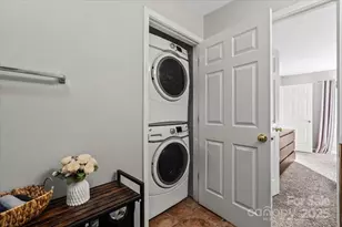 4633 Brandie Glen Rd, Charlotte, NC 28269 - Photo 15