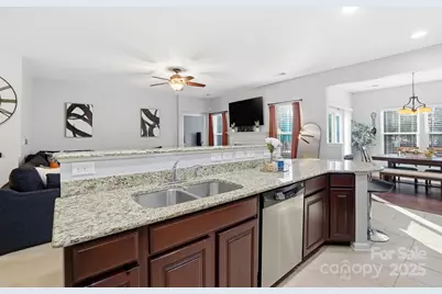 16635 Crimson Sargent Drive, Charlotte, NC 28213 - Photo 11