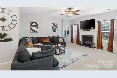 16635 Crimson Sargent Drive, Charlotte, NC 28213 - Photo 5