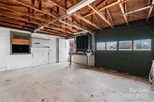 902 Greenwood Pl, Lenoir, NC 28645 - Photo 27