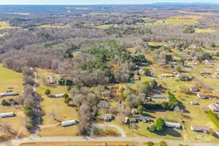 4085 Biggerstaff Rd, Maiden, NC 28650 - Photo 3