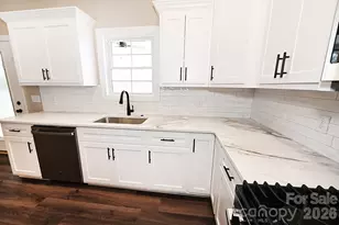 4932 Southview Dr, Hickory, NC 28602 - Photo 33