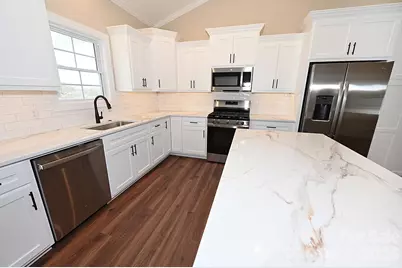 4932 Southview Drive, Hickory, NC 28602 - Photo 7