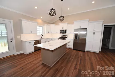 4932 Southview Drive, Hickory, NC 28602 - Photo 31