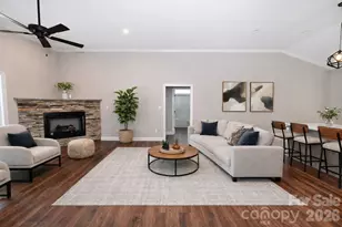 4932 Southview Dr, Hickory, NC 28602 - Photo 9