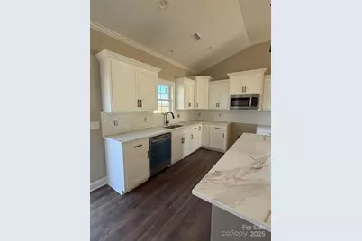 4932 Southview Drive, Hickory, NC 28602 - Photo 7