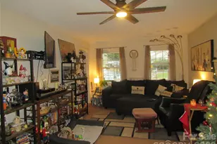 19 Westminster Dr, Asheville, NC 28804 - Photo 5