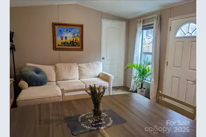 2828 E Pine Street, Mount Airy, NC 27030 - Photo 9